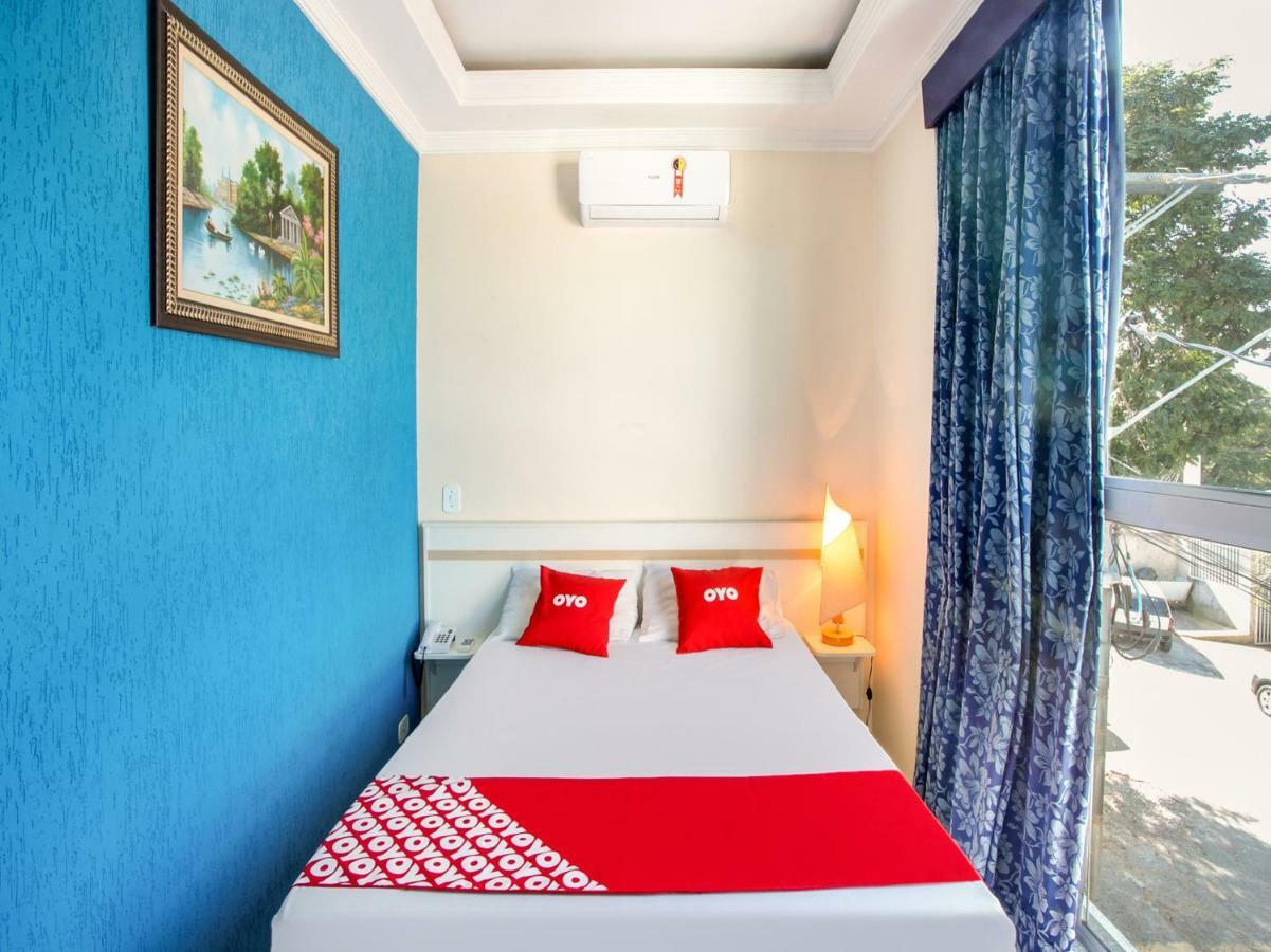 Oyo Hotel Dayse Сантана-де-Парнаіба Екстер'єр фото