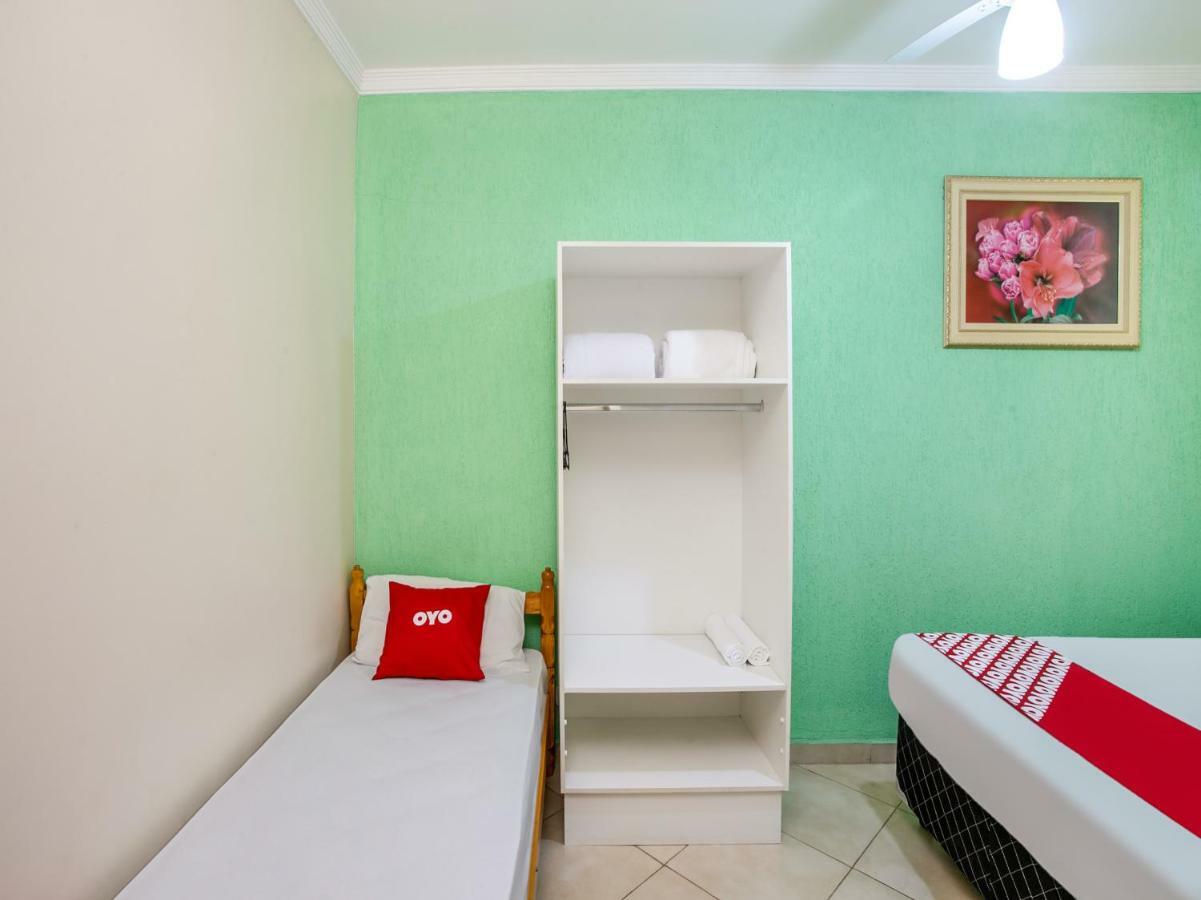 Oyo Hotel Dayse Сантана-де-Парнаіба Екстер'єр фото