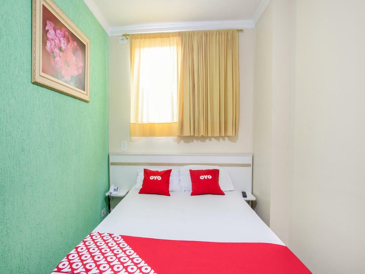 Oyo Hotel Dayse Сантана-де-Парнаіба Екстер'єр фото