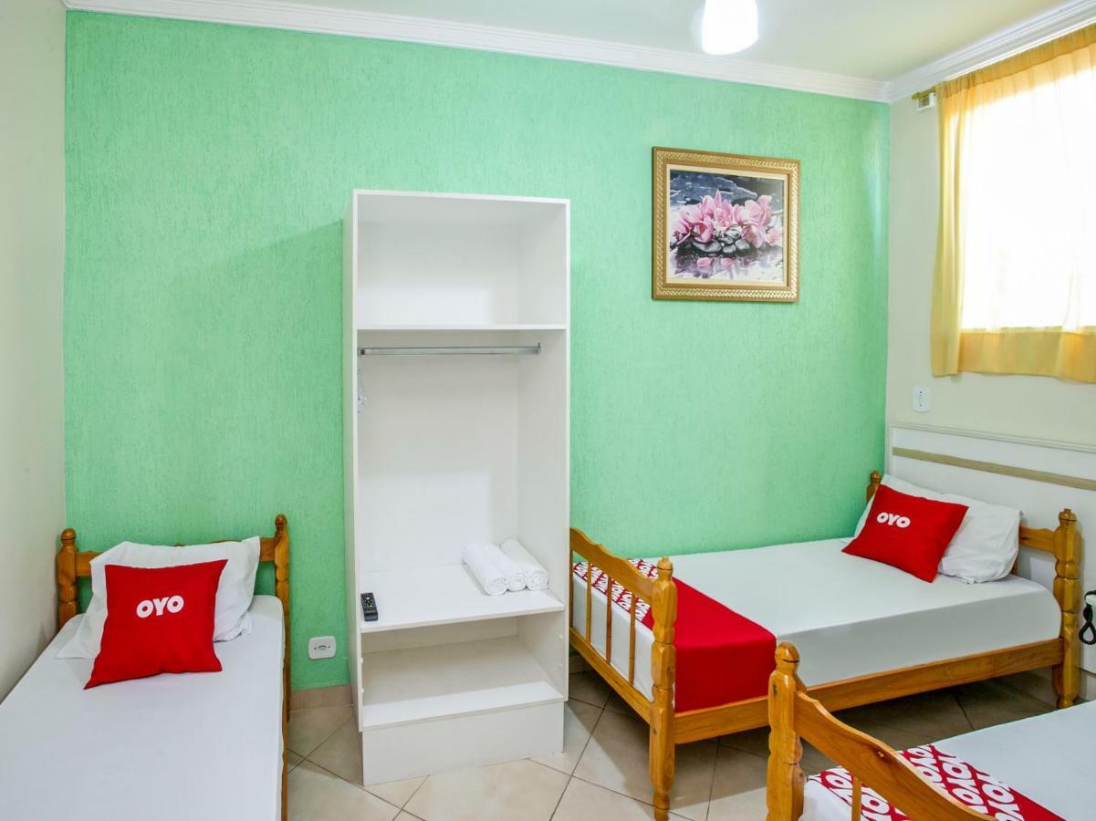 Oyo Hotel Dayse Сантана-де-Парнаіба Екстер'єр фото