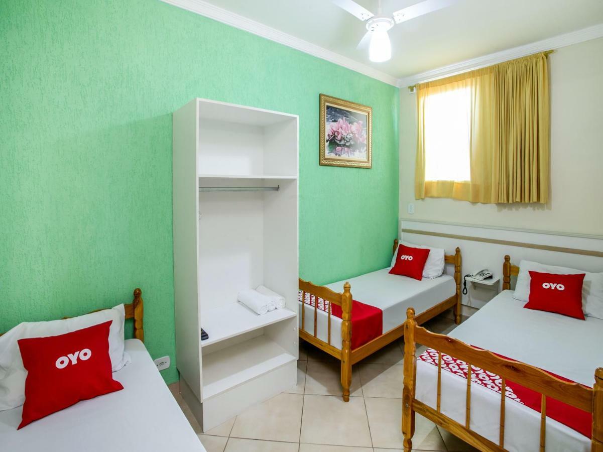Oyo Hotel Dayse Сантана-де-Парнаіба Екстер'єр фото